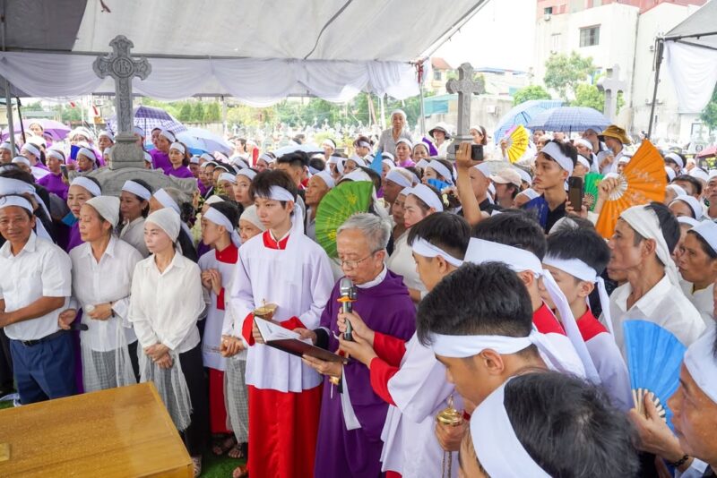 fb-1578851229095483_1197864735718099