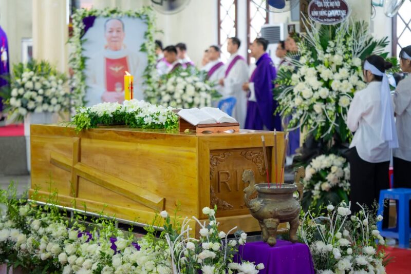 fb-1578851229095483_1197864735718099