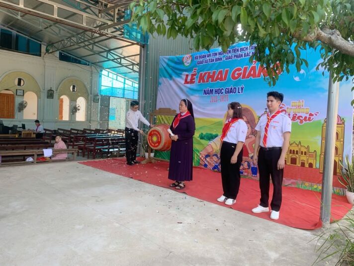 fb-732768673513037_1107885081468375