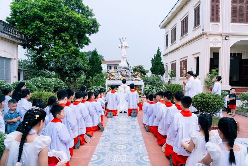 fb-1578851229095483_1197919985712574