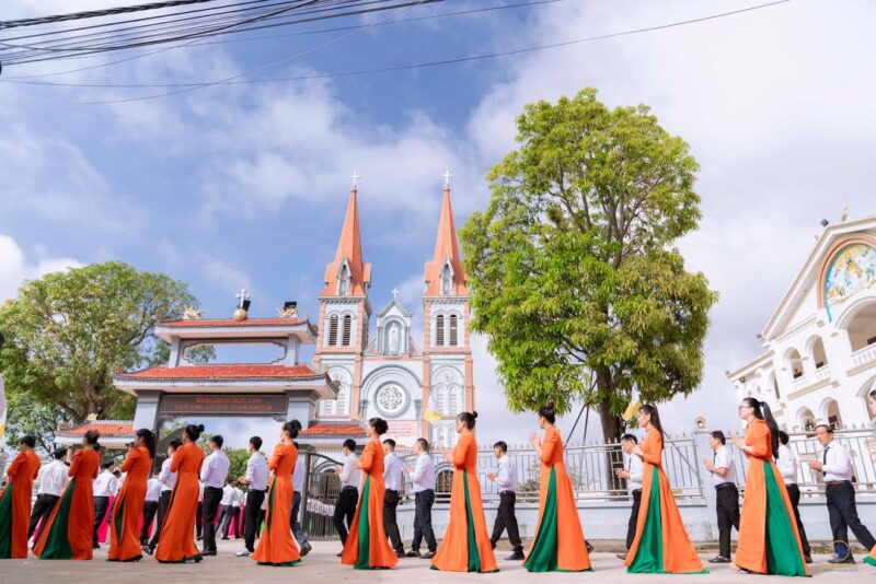 fb-267086443957481_1096073066068732