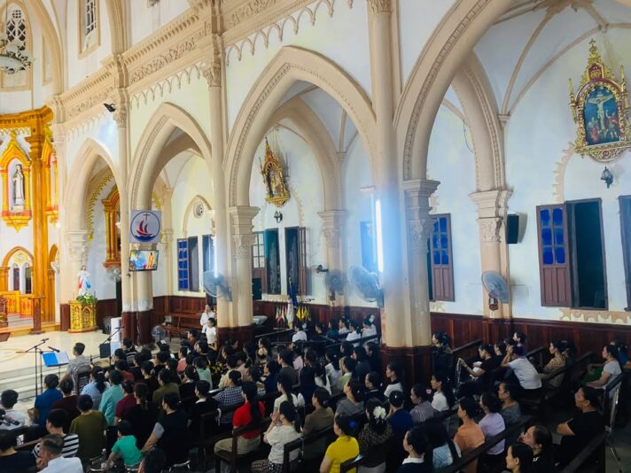 fb-732768673513037_1107846791472204