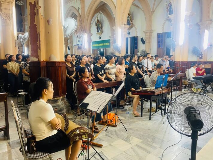 fb-732768673513037_1107846791472204