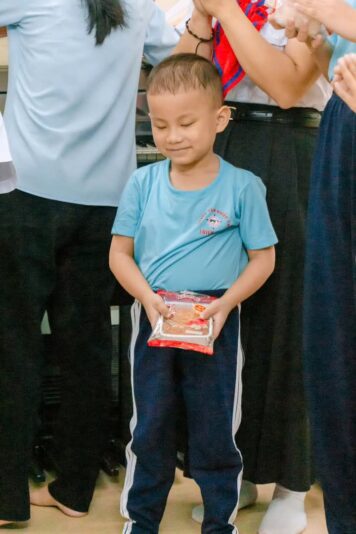 fb-732768673513037_1107666854823531