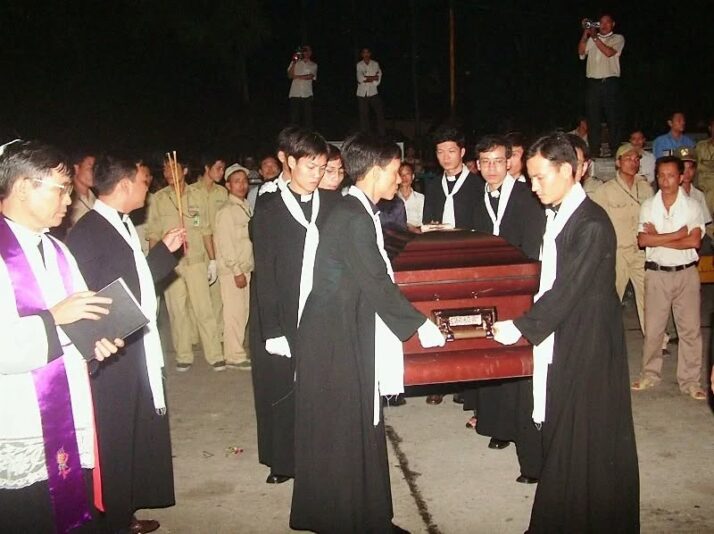 fb-732768673513037_1108639508059599