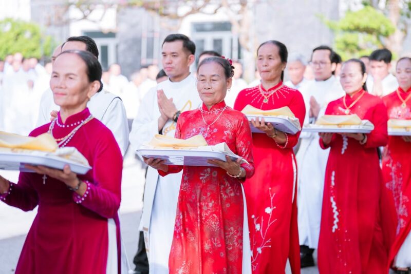 fb-285328895298373_800342056068045