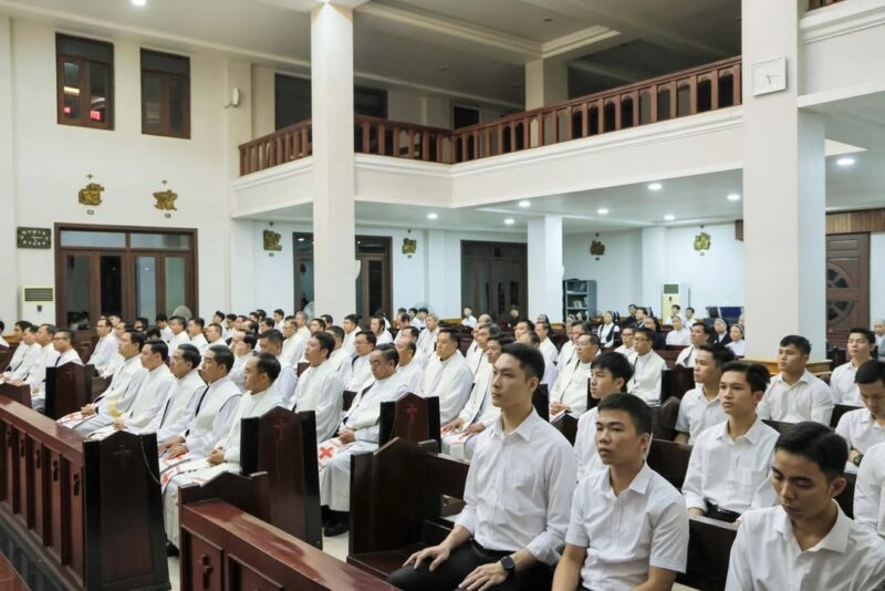 fb-1578851229095483_1199582582212981