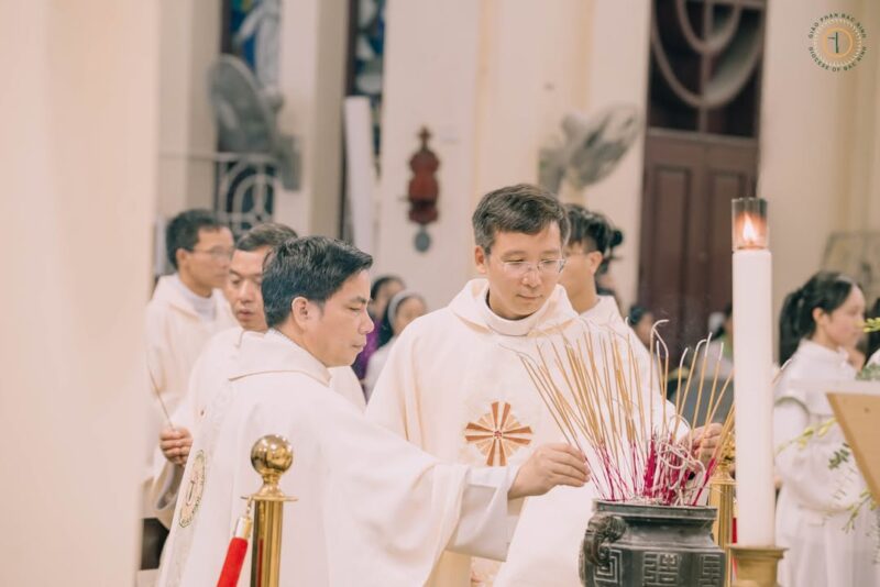 fb-732768673513037_1109527587970791