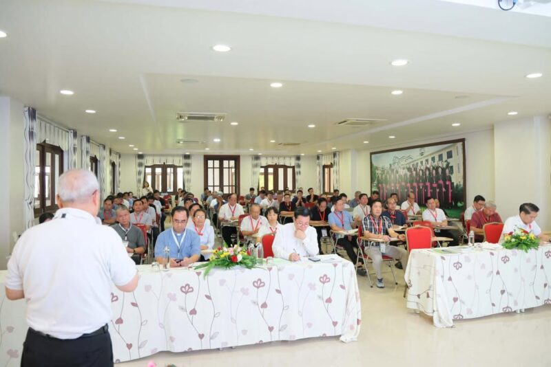 fb-1578851229095483_1199582582212981