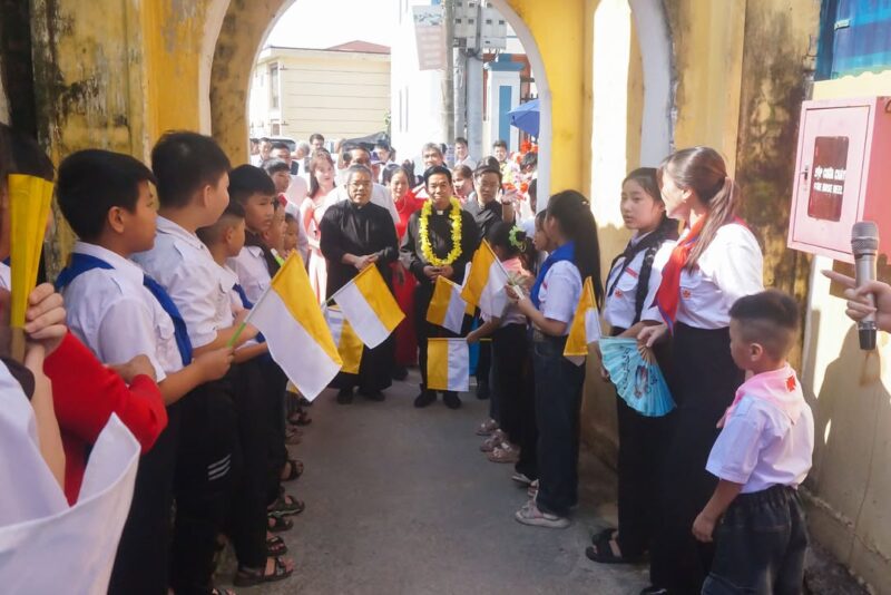 fb-1578851229095483_1199383605566212