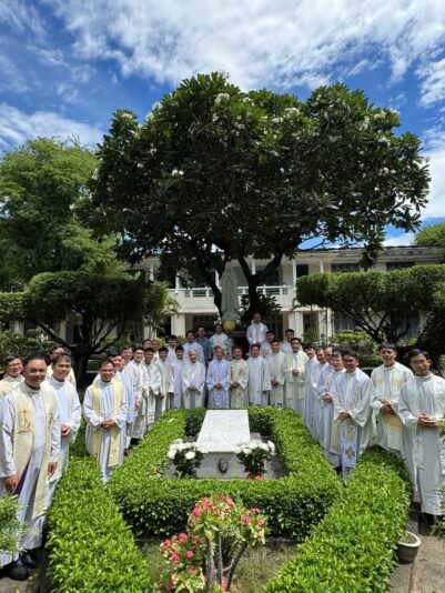 fb-732768673513037_1109112274678989