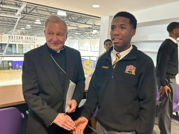 fb-102184176501775_1190572619783889