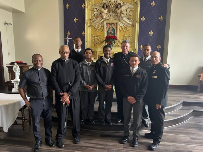 fb-102184176501775_1190572619783889