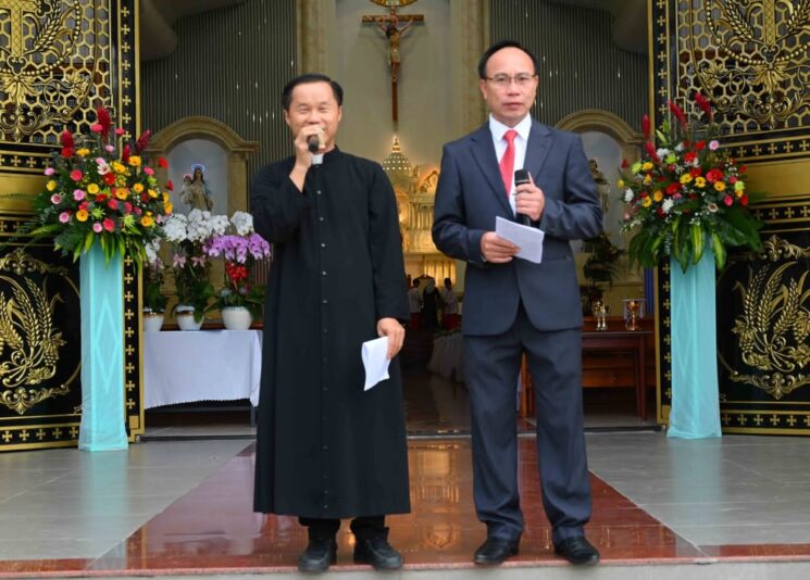 fb-585442494803518_1208844921280055