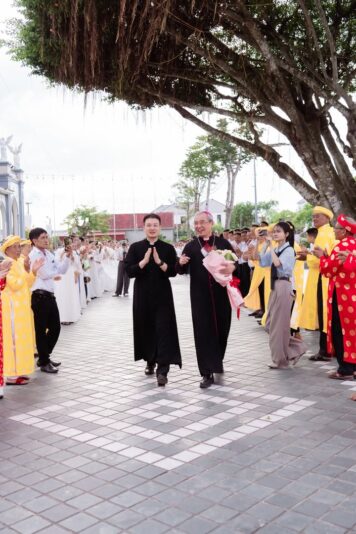 fb-267086443957481_1099439215732117