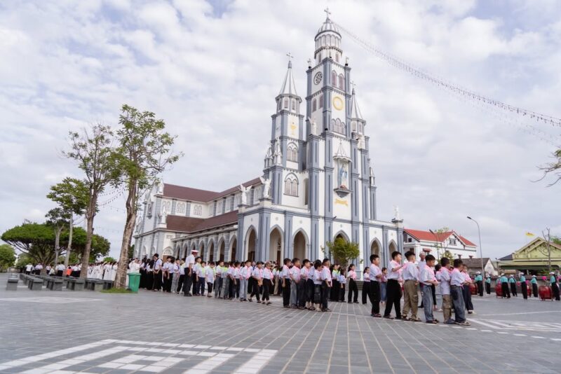 fb-267086443957481_1099439215732117