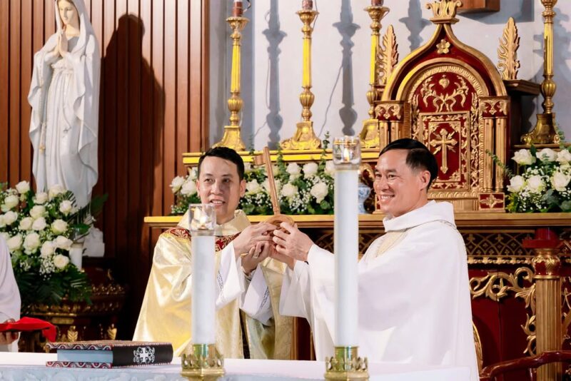 fb-1578851229095483_1201277078710198