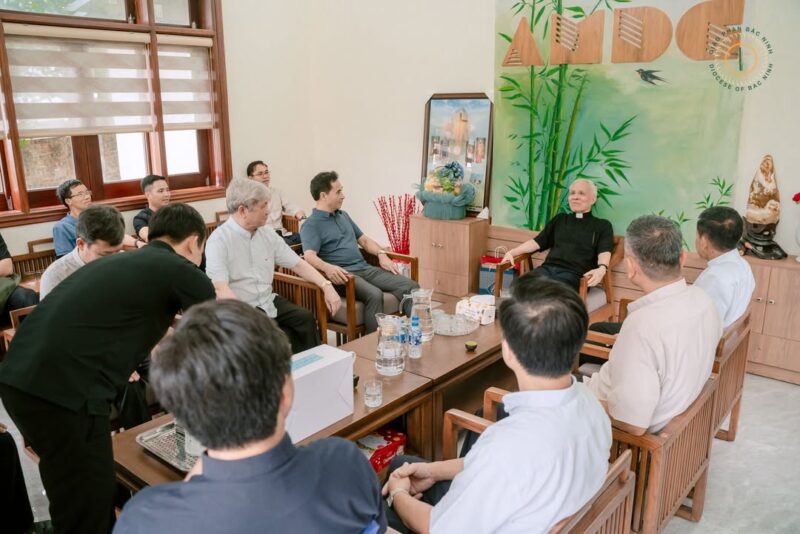 fb-732768673513037_1110908461166037