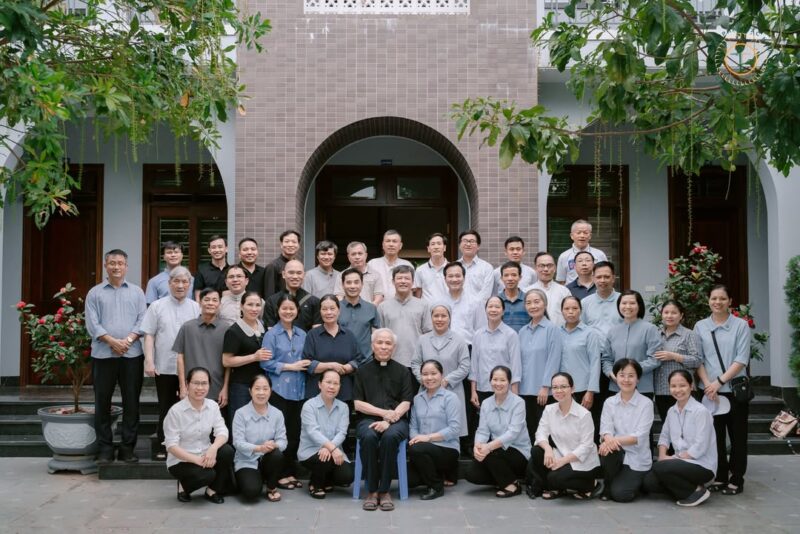 fb-732768673513037_1110908461166037