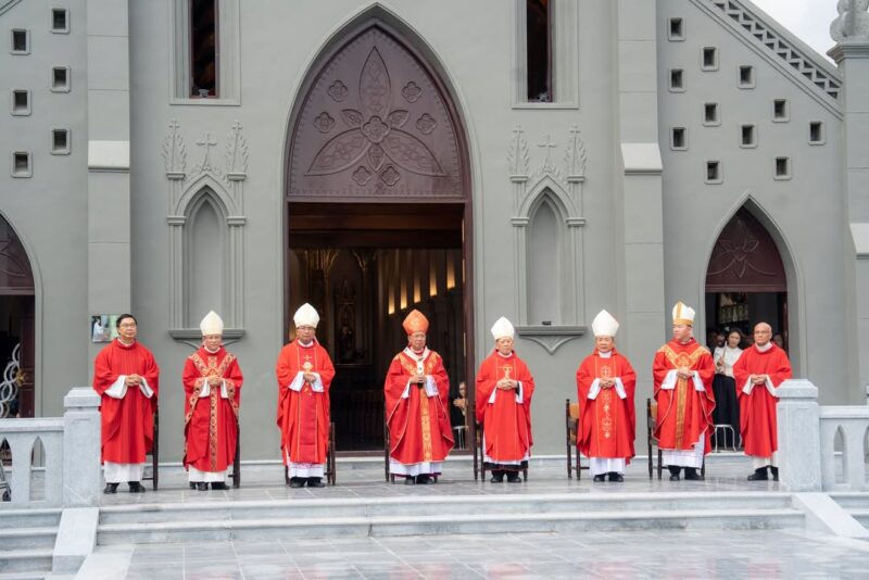 fb-1578851229095483_1202418141929425