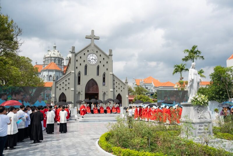 fb-1578851229095483_1202418141929425