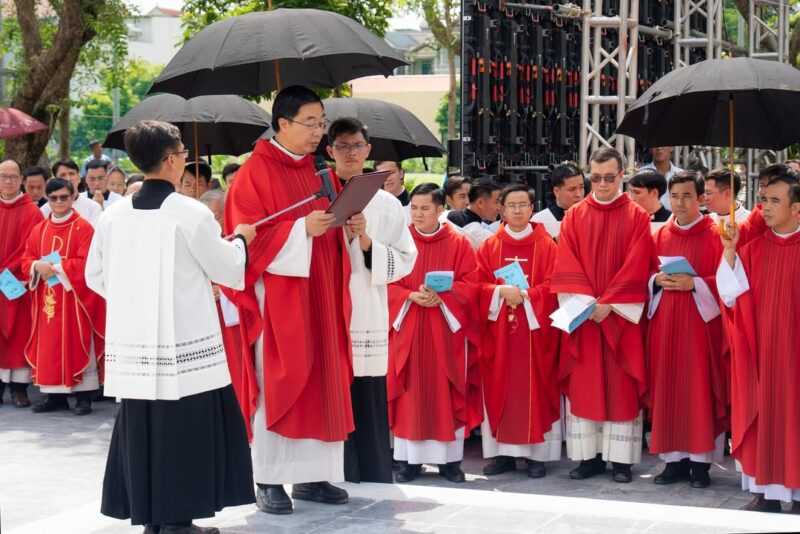 fb-1578851229095483_1202418141929425