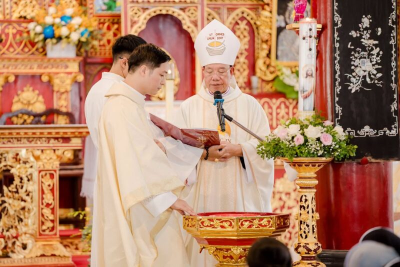 fb-1578851229095483_1202445021926737