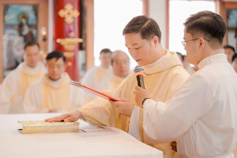 fb-1578851229095483_1202445021926737