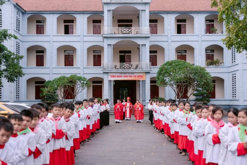 fb-732768673513037_1112768577646692