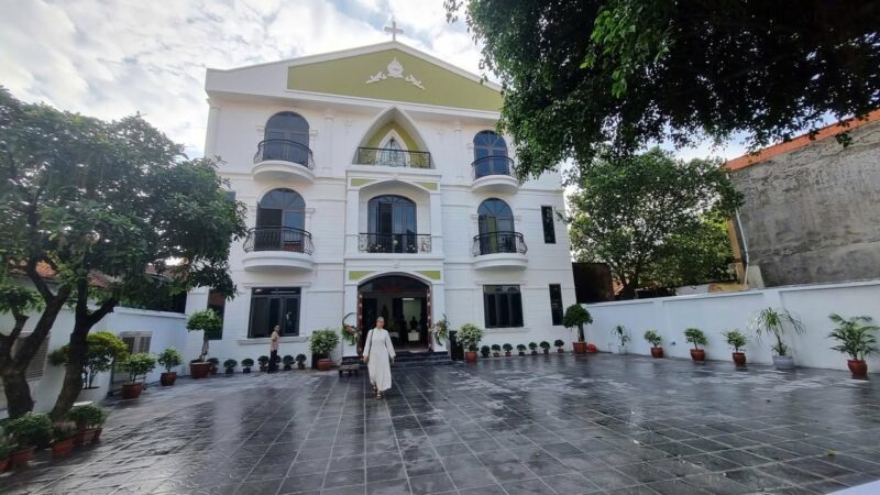 fb-732768673513037_1112639280992955