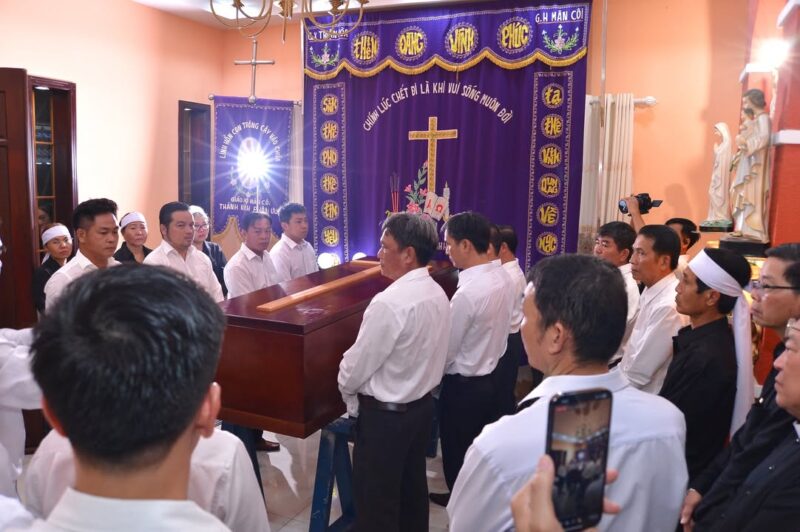 fb-585442494803518_1210988757732338