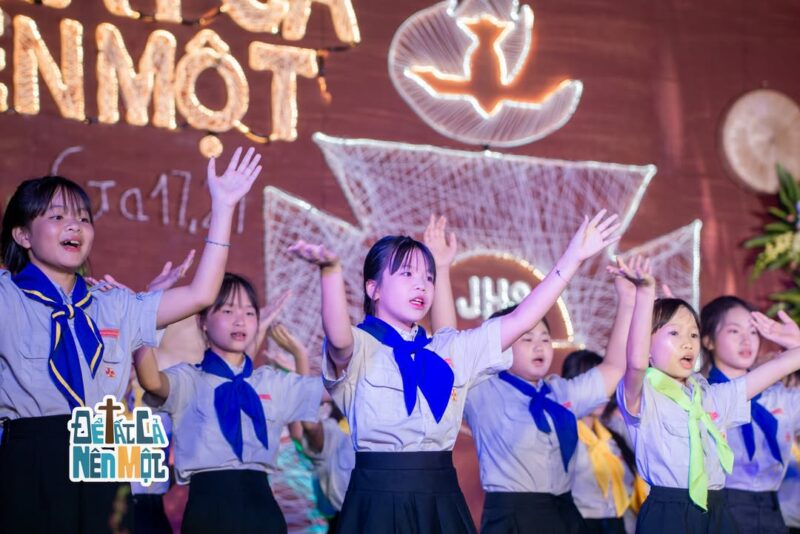 fb-732768673513037_1113441680912715