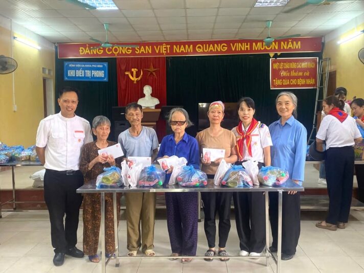 fb-732768673513037_1113416557581894