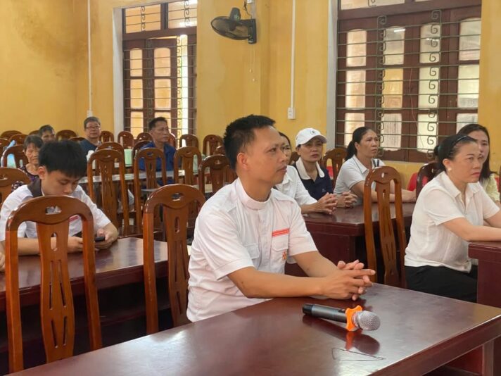 fb-732768673513037_1113416557581894