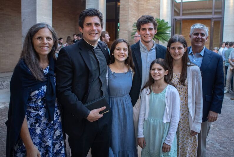 fb-326791086980_1220404940128087