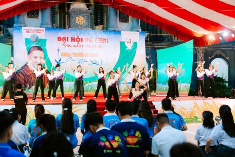 fb-1578851229095483_1204131011758138