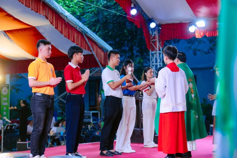 fb-1578851229095483_1204131011758138