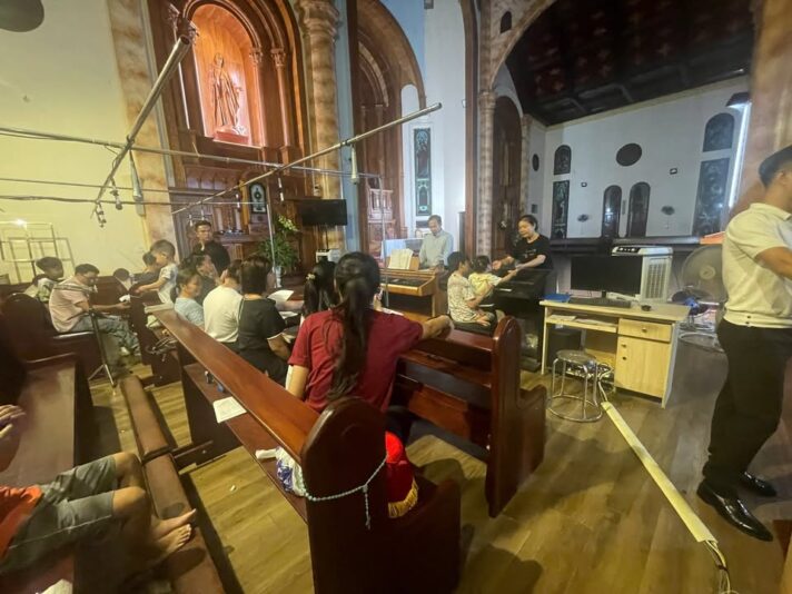 fb-732768673513037_1113651294225087