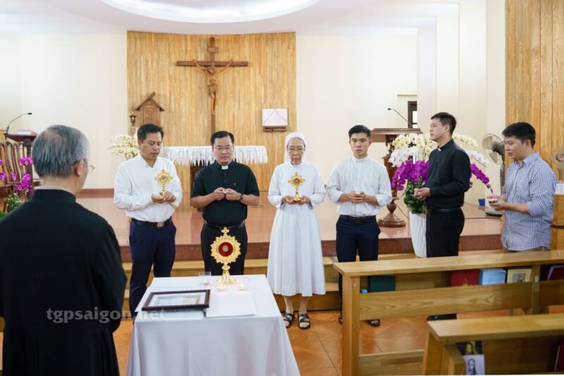 fb-285328895298373_806297978805786