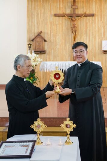 fb-285328895298373_806297978805786