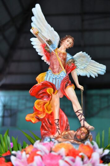 fb-585442494803518_1212811974216683