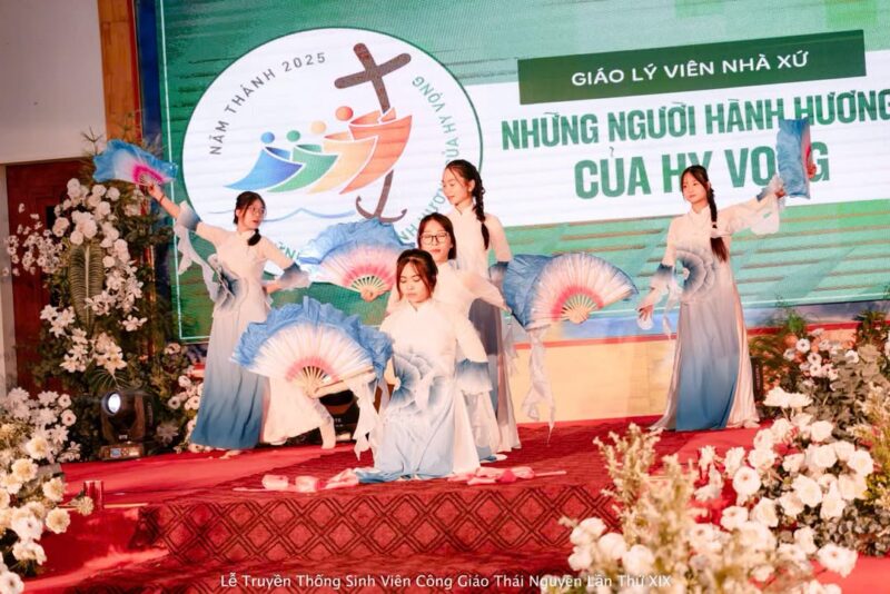 fb-732768673513037_1115148627408687