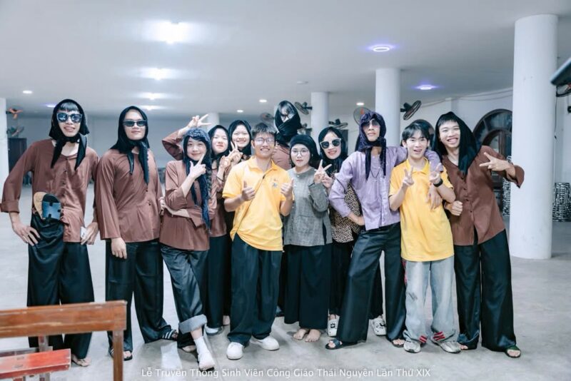 fb-732768673513037_1115148627408687