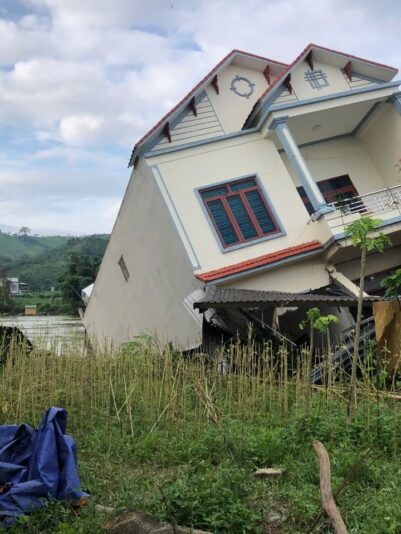 fb-732768673513037_1114965784093638