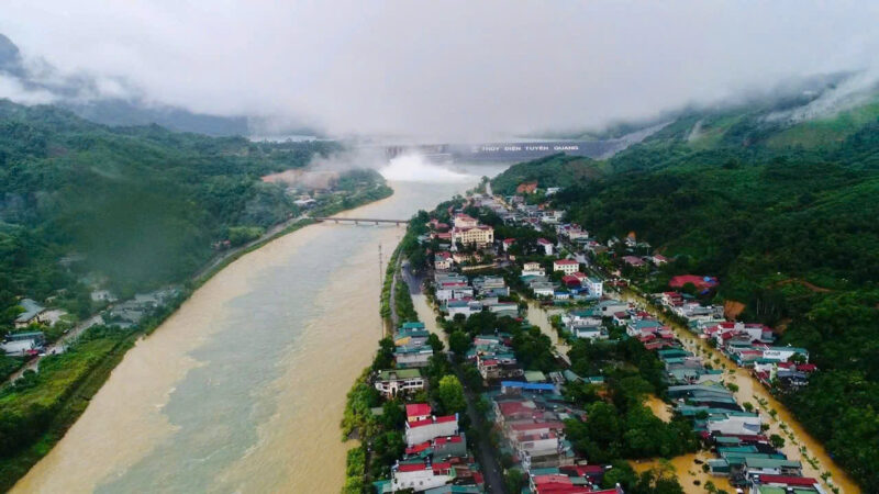 fb-732768673513037_1114965784093638