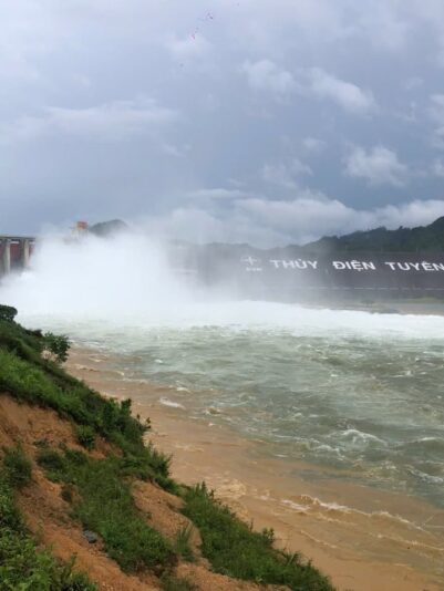 fb-732768673513037_1114965784093638