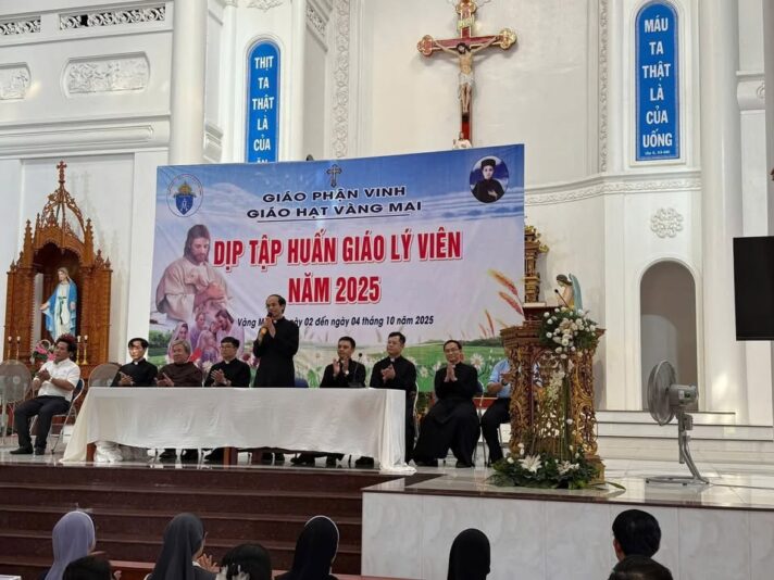 fb-285328895298373_808233561945561