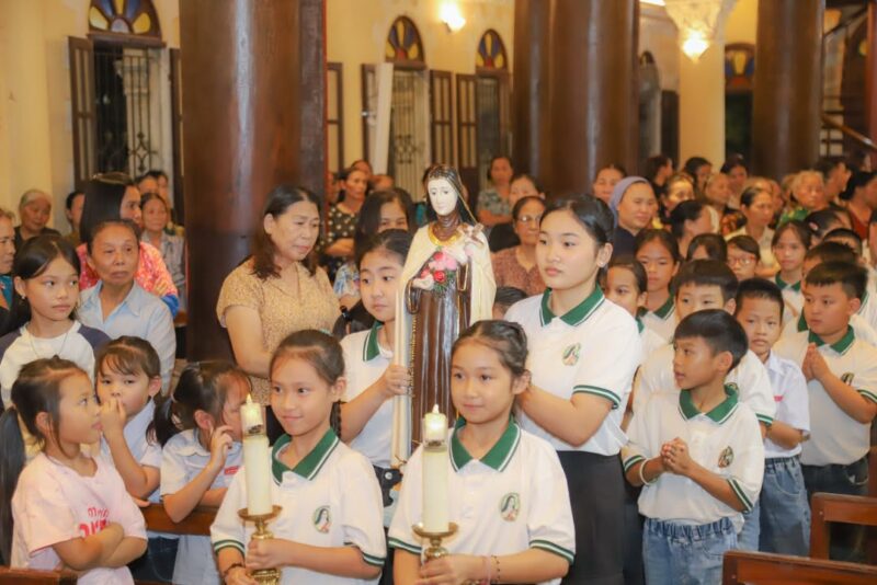 fb-1578851229095483_1206573438180562