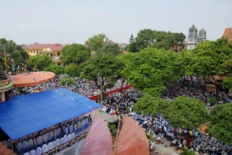 fb-732768673513037_1116221630634720