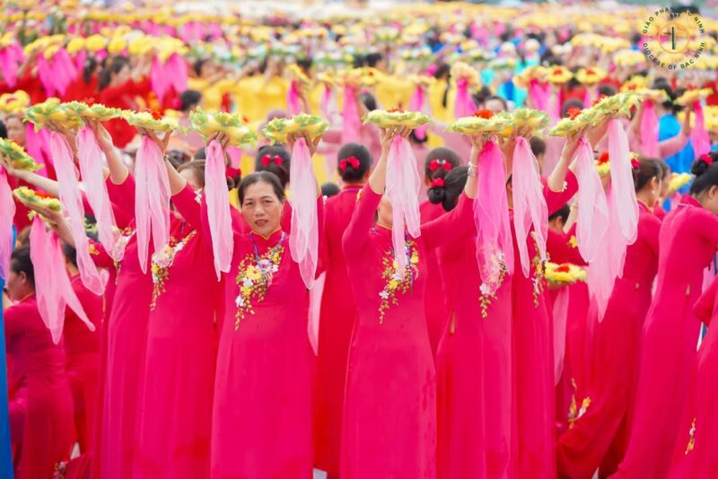 fb-732768673513037_1116128210644062